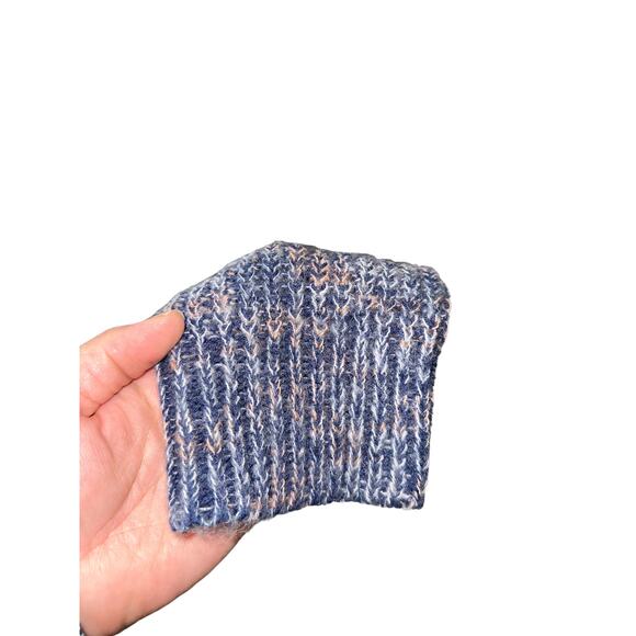 Lovers + Friends Chunky Knit Sweater Cold Shoulder Wool Blend Top Size Medium - Picture 7 of 11